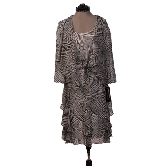 NWT Two piece Dress With Jacket Scoop Neck Layers Size 14… - Picture 2 of 4